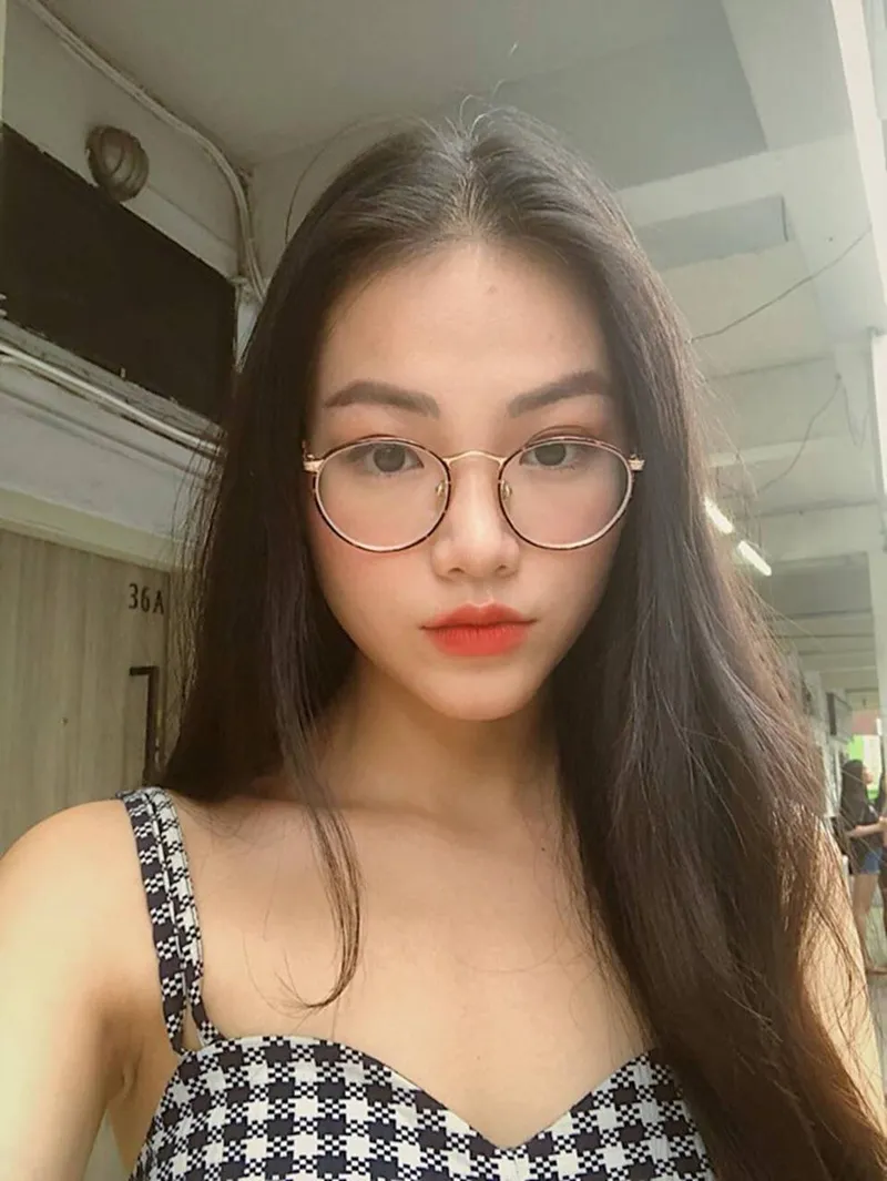 Phương Khánh rạng ngời trong ánh sáng tự nhiên