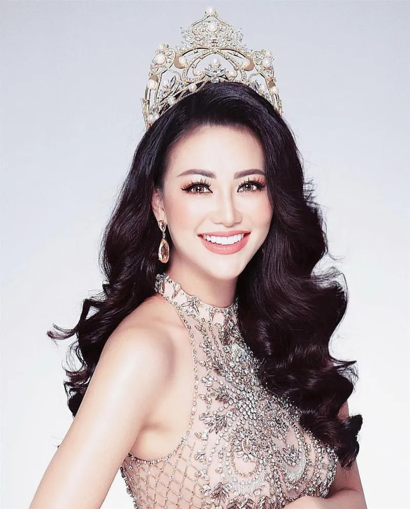 Phương Khánh khoe nét đẹp tự nhiên đầy cuốn hút