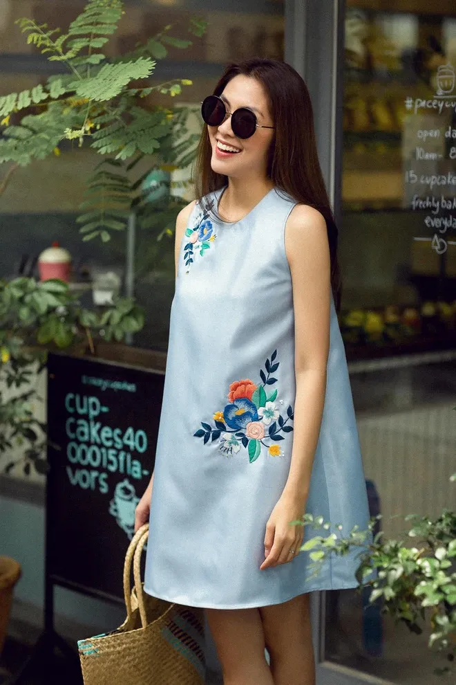 Gương mặt thần thái của Tăng Thanh Hà Gương mặt thần thái của Tăng Thanh Hà