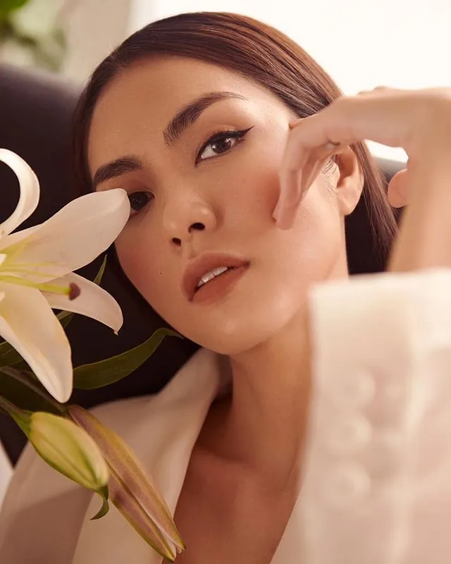 Ánh mắt ấm áp của Tăng Thanh Hà Ánh mắt ấm áp của Tăng Thanh Hà