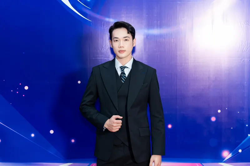Những bước đi đầu tiên đầy ấn tượng của Á Vương Võ Minh Toại Những bước đi đầu tiên đầy ấn tượng của Á Vương Võ Minh Toại