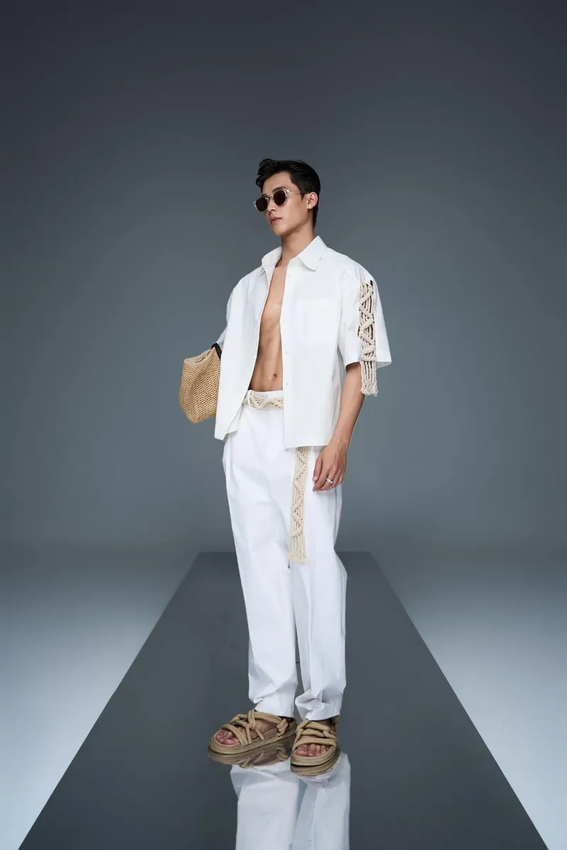Á quân Kang Chul tỏa sáng trong bộ ảnh thời trang Á quân Kang Chul tỏa sáng trong bộ ảnh thời trang