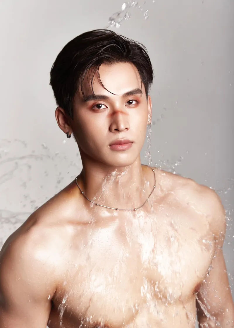 Á quân Kang Chul trong dự án hình ảnh mới ấn tượng Á quân Kang Chul trong dự án hình ảnh mới ấn tượng