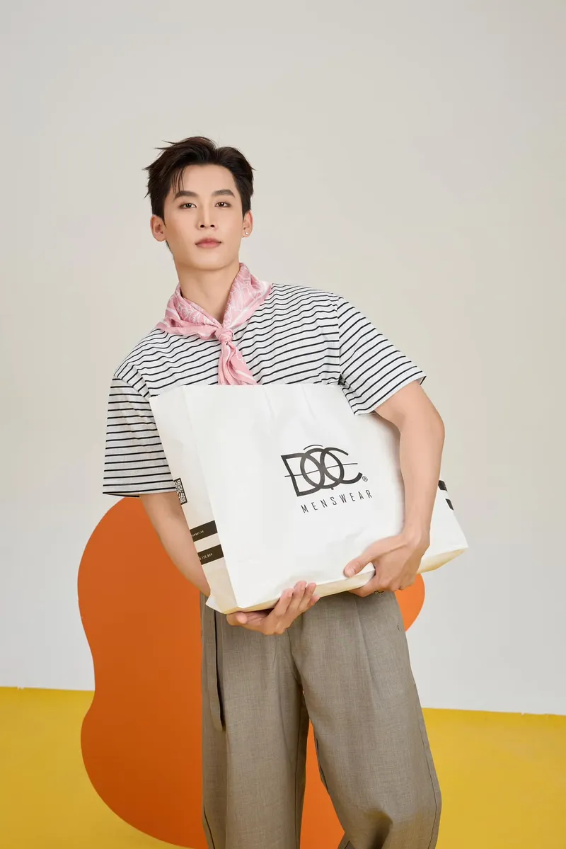 Người mẫu Kang Chul trong trang phục cá tính đầy ấn tượng Người mẫu Kang Chul trong trang phục cá tính đầy ấn tượng