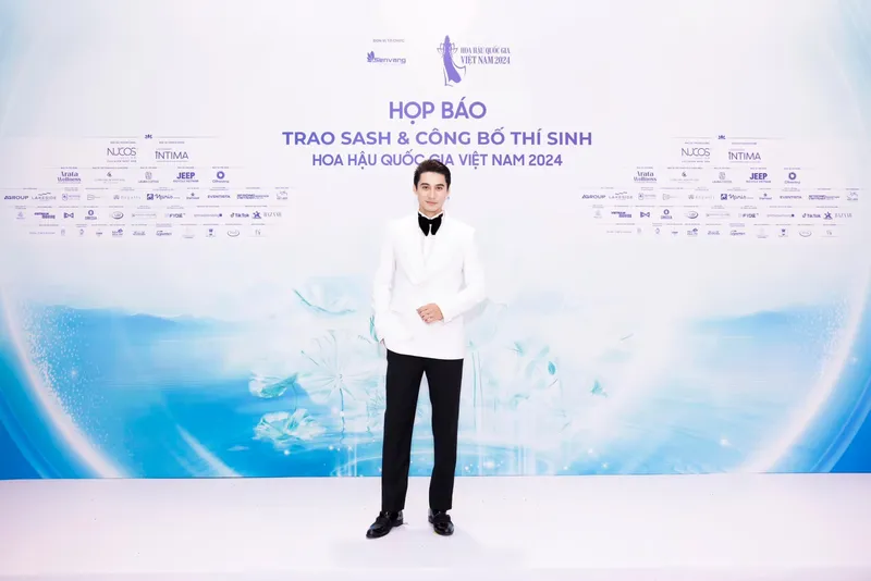 Sức hút không thể cưỡng lại của Nam Vương Phạm Tuấn Ngọc Sức hút không thể cưỡng lại của Nam Vương Phạm Tuấn Ngọc