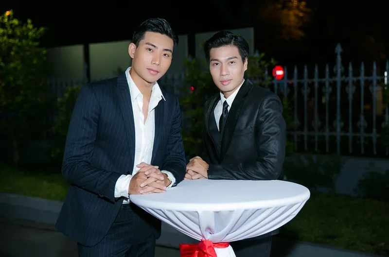 Người mẫu Hữu Long Á vương với phong cách đậm chất nam tính Người mẫu Hữu Long Á vương với phong cách đậm chất nam tính