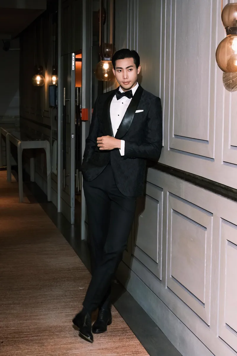 Á vương người mẫu Hữu Long mang đến thần thái tự tin nổi bật Á vương người mẫu Hữu Long mang đến thần thái tự tin nổi bật