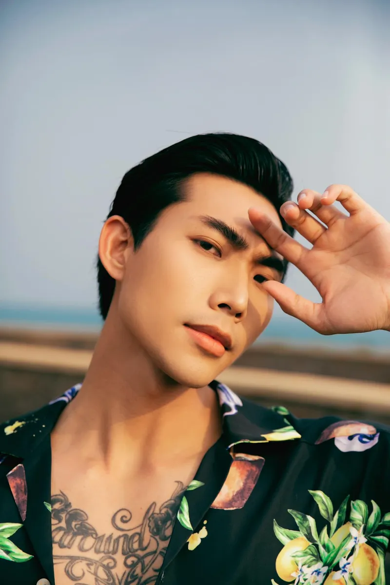 Chiêm ngưỡng người mẫu Hữu Long Á vương đầy sức hút Chiêm ngưỡng người mẫu Hữu Long Á vương đầy sức hút