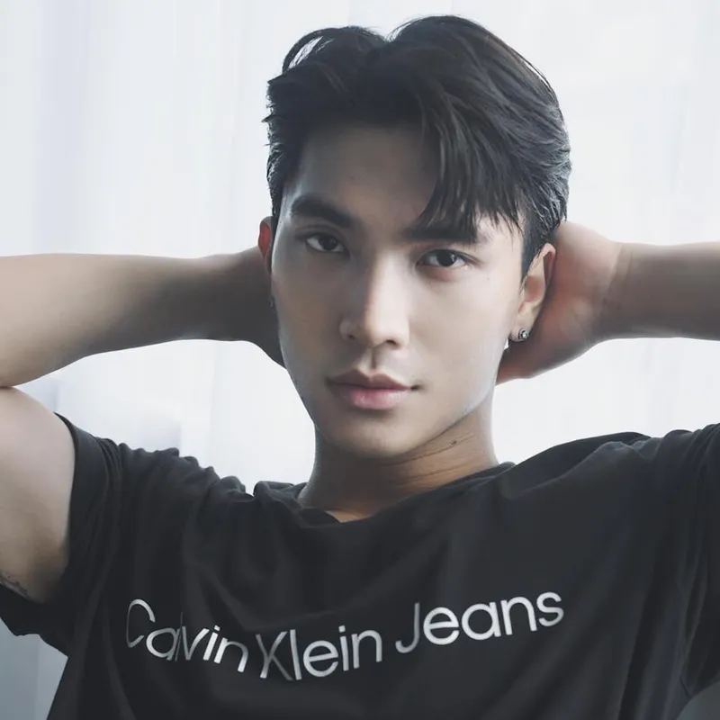 Người mẫu Hoàng Minh Hưng với phong cách cá tính tạo dấu ấn mạnh mẽ Người mẫu Hoàng Minh Hưng với phong cách cá tính tạo dấu ấn mạnh mẽ