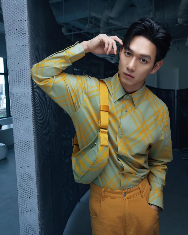 Hình ảnh ca sĩ diễn viên Song Luân trong sự kiện thời trang