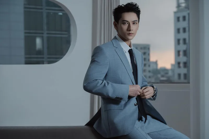 Phạm Lưu Tuấn Tài Isaac cùng fan tại sự kiện giao lưu