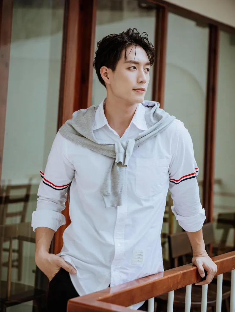 Bức ảnh đậm chất nghệ thuật của người mẫu Khoai Vũ Bức ảnh đậm chất nghệ thuật của người mẫu Khoai Vũ