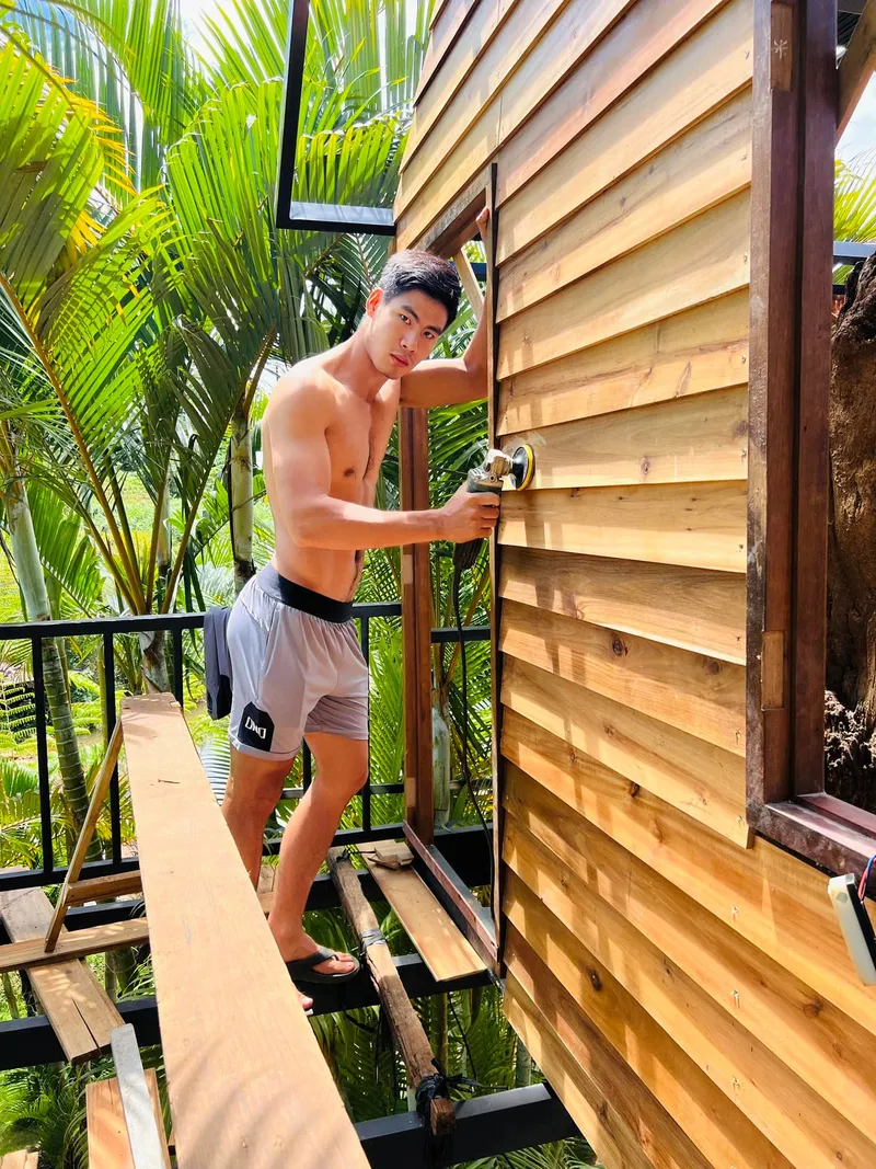 Cảm nhận vẻ đẹp vượt thời gian của Nam Vương Danh Chiếu Linh Cảm nhận vẻ đẹp vượt thời gian của Nam Vương Danh Chiếu Linh