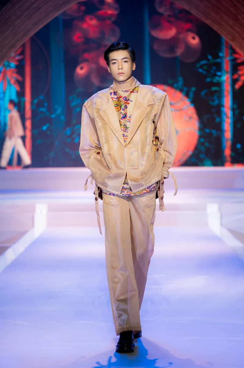 Thời trang đỉnh cao từ người mẫu Trần Lê Vĩnh Đam Thời trang đỉnh cao từ người mẫu Trần Lê Vĩnh Đam