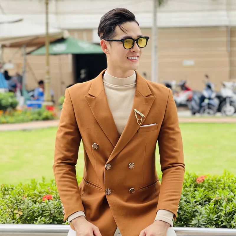 Người mẫu Võ Minh Thoại trong góc nhìn mới lạ và độc đáo Người mẫu Võ Minh Thoại trong góc nhìn mới lạ và độc đáo