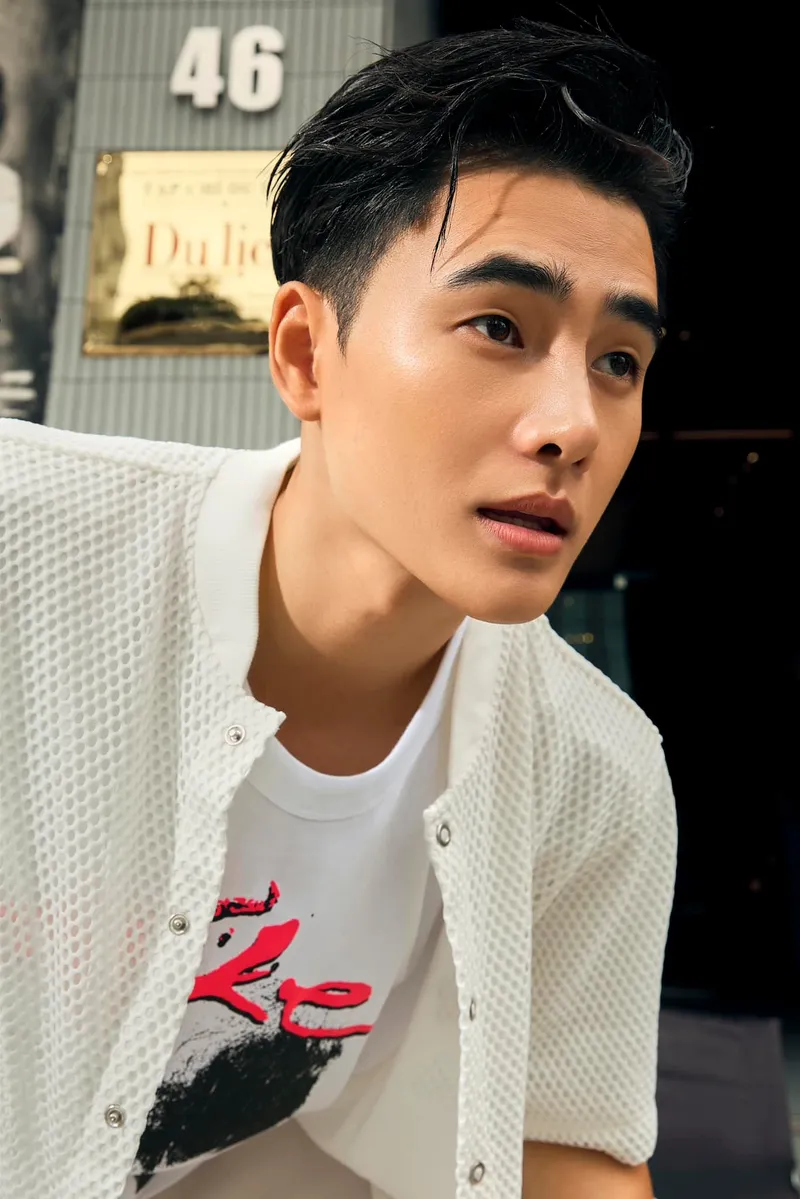 Người mẫu Nhâm Phương Nam và nụ cười làm tan chảy trái tim Người mẫu Nhâm Phương Nam và nụ cười làm tan chảy trái tim