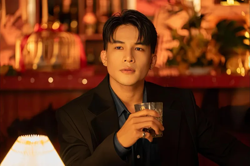 Vẻ lịch lãm của người mẫu Nguyễn An Duy trong từng bộ ảnh Vẻ lịch lãm của người mẫu Nguyễn An Duy trong từng bộ ảnh
