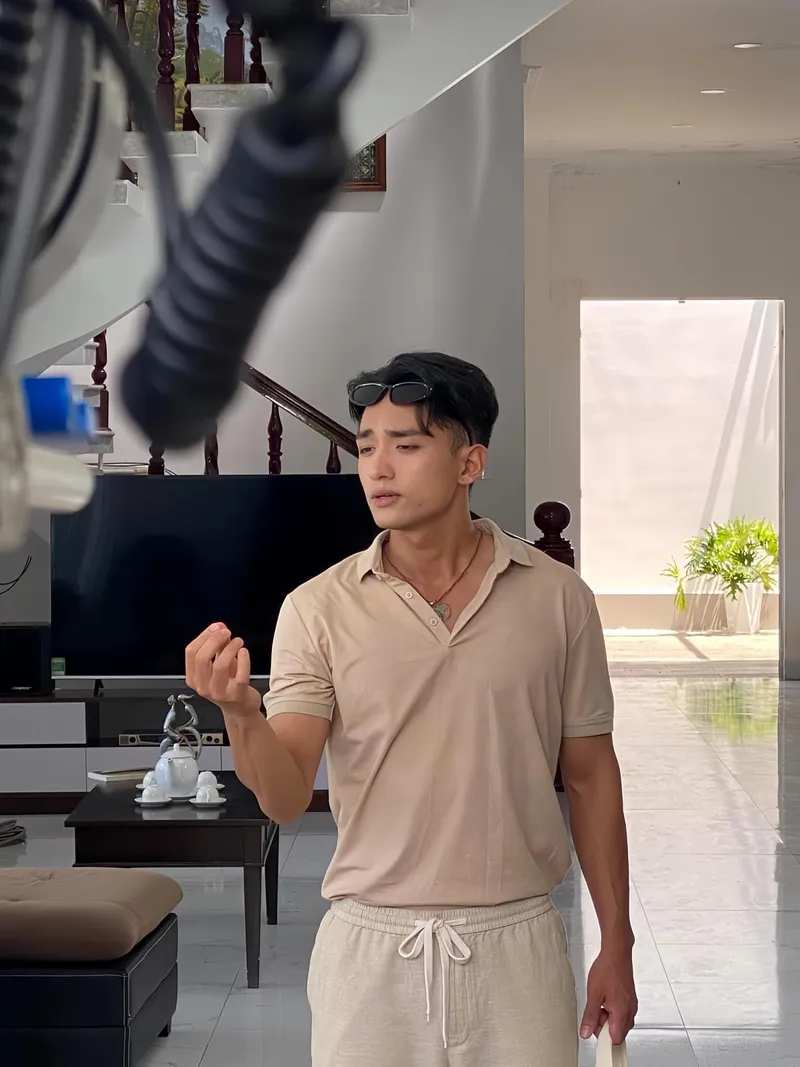 Á vương Hữu Vi là nguồn cảm hứng cho giới trẻ hiện nay Á vương Hữu Vi là nguồn cảm hứng cho giới trẻ hiện nay