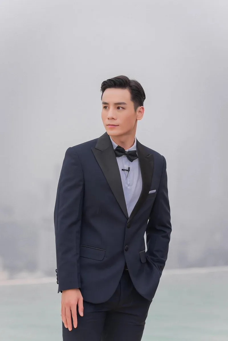 Nam vương Cao Xuân Tài và phong cách thời trang đẳng cấp Nam vương Cao Xuân Tài và phong cách thời trang đẳng cấp
