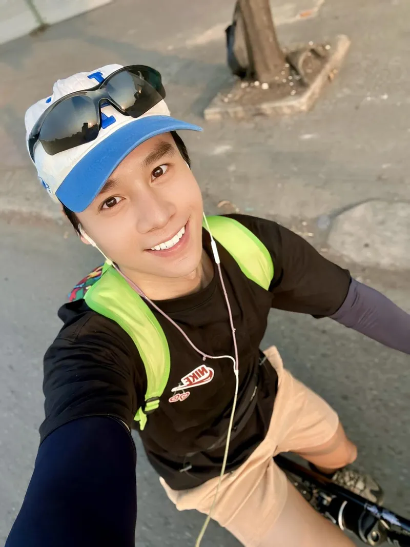 Nam vương Cao Xuân Tài trong bộ ảnh đầy nghệ thuật Nam vương Cao Xuân Tài trong bộ ảnh đầy nghệ thuật
