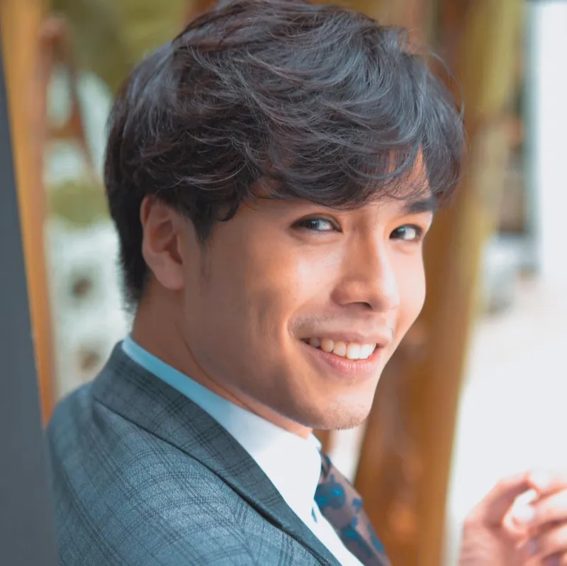 Phong cách lịch lãm của Nam Vương Nguyễn Mạnh Lân là nguồn cảm hứng Phong cách lịch lãm của Nam Vương Nguyễn Mạnh Lân là nguồn cảm hứng