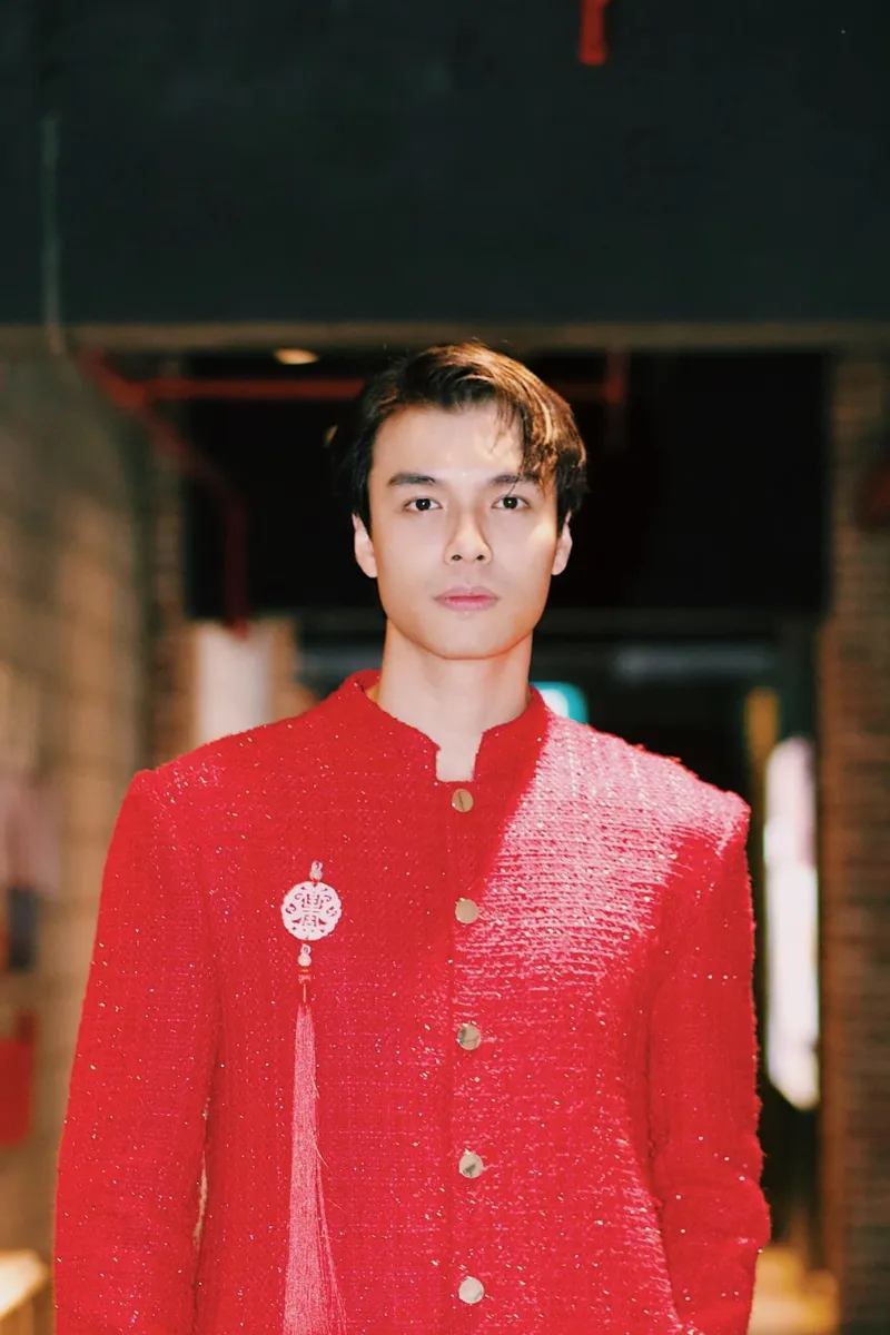 Nguyễn Mạnh Lân truyền cảm hứng qua phong cách đầy tự tin Nguyễn Mạnh Lân truyền cảm hứng qua phong cách đầy tự tin