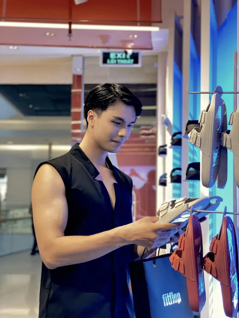Hành trình thành công của Nam Vương Nguyễn Mạnh Lân là nguồn cảm hứng Hành trình thành công của Nam Vương Nguyễn Mạnh Lân là nguồn cảm hứng