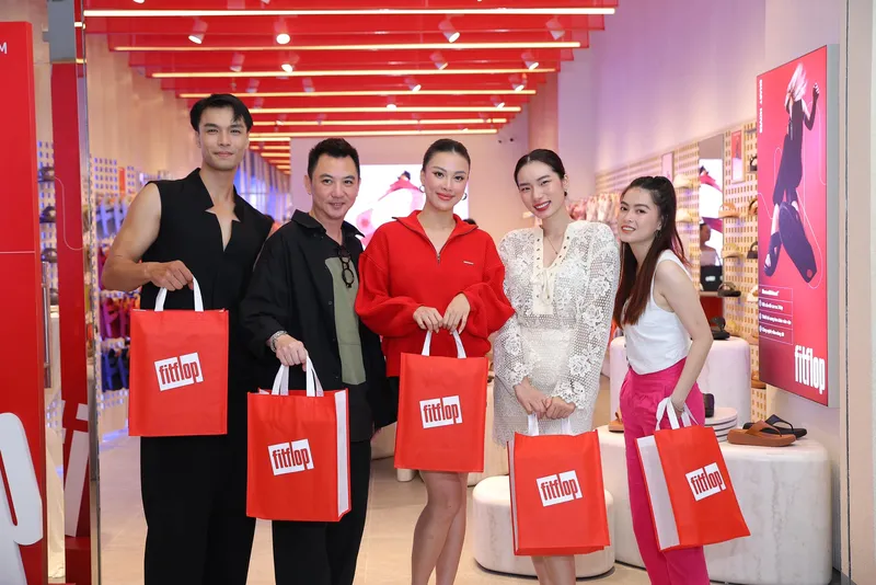 Nam Vương Nguyễn Mạnh Lân khẳng định đẳng cấp với phong cách quý ông Nam Vương Nguyễn Mạnh Lân khẳng định đẳng cấp với phong cách quý ông