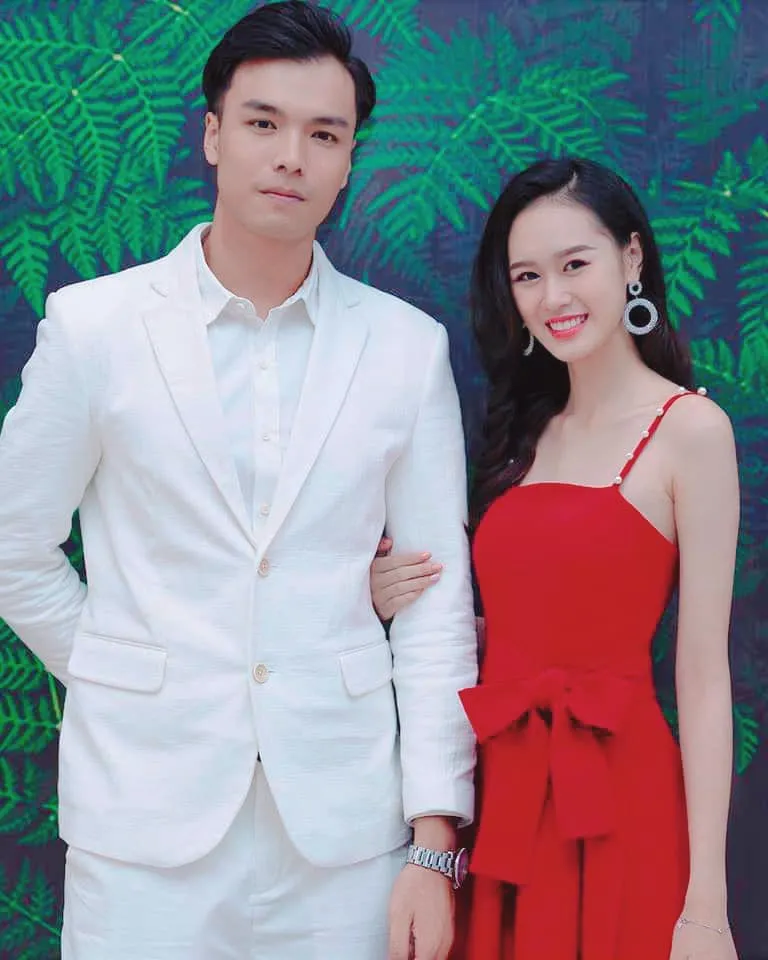Thần thái đầy cuốn hút của Nam Vương Nguyễn Mạnh Lân khiến bạn trầm trồ Thần thái đầy cuốn hút của Nam Vương Nguyễn Mạnh Lân khiến bạn trầm trồ