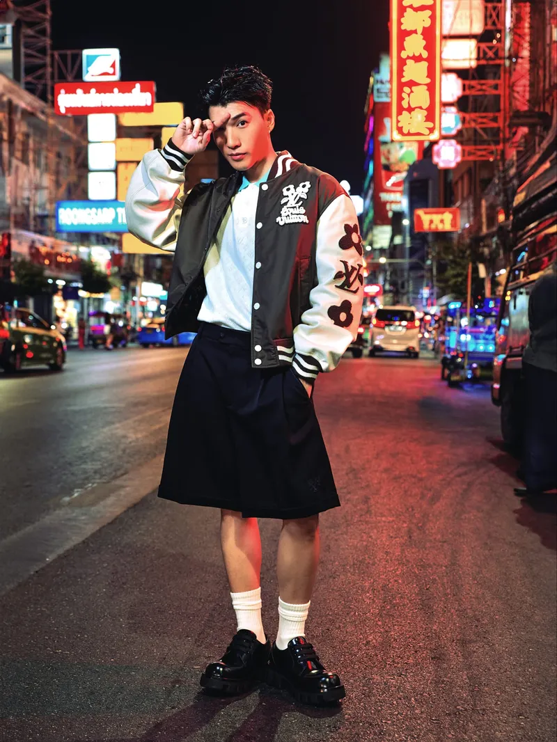 Cận cảnh vẻ ngoài cá tính của rapper Hiếu Thứ Hai