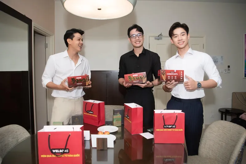 Người mẫu Dương Hoàng Hải chinh phục mọi phong cách thời trang Người mẫu Dương Hoàng Hải chinh phục mọi phong cách thời trang