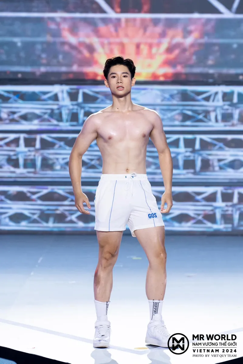 Người mẫu Dương Hoàng Hải truyền cảm hứng phong cách sống hiện đại Người mẫu Dương Hoàng Hải truyền cảm hứng phong cách sống hiện đại