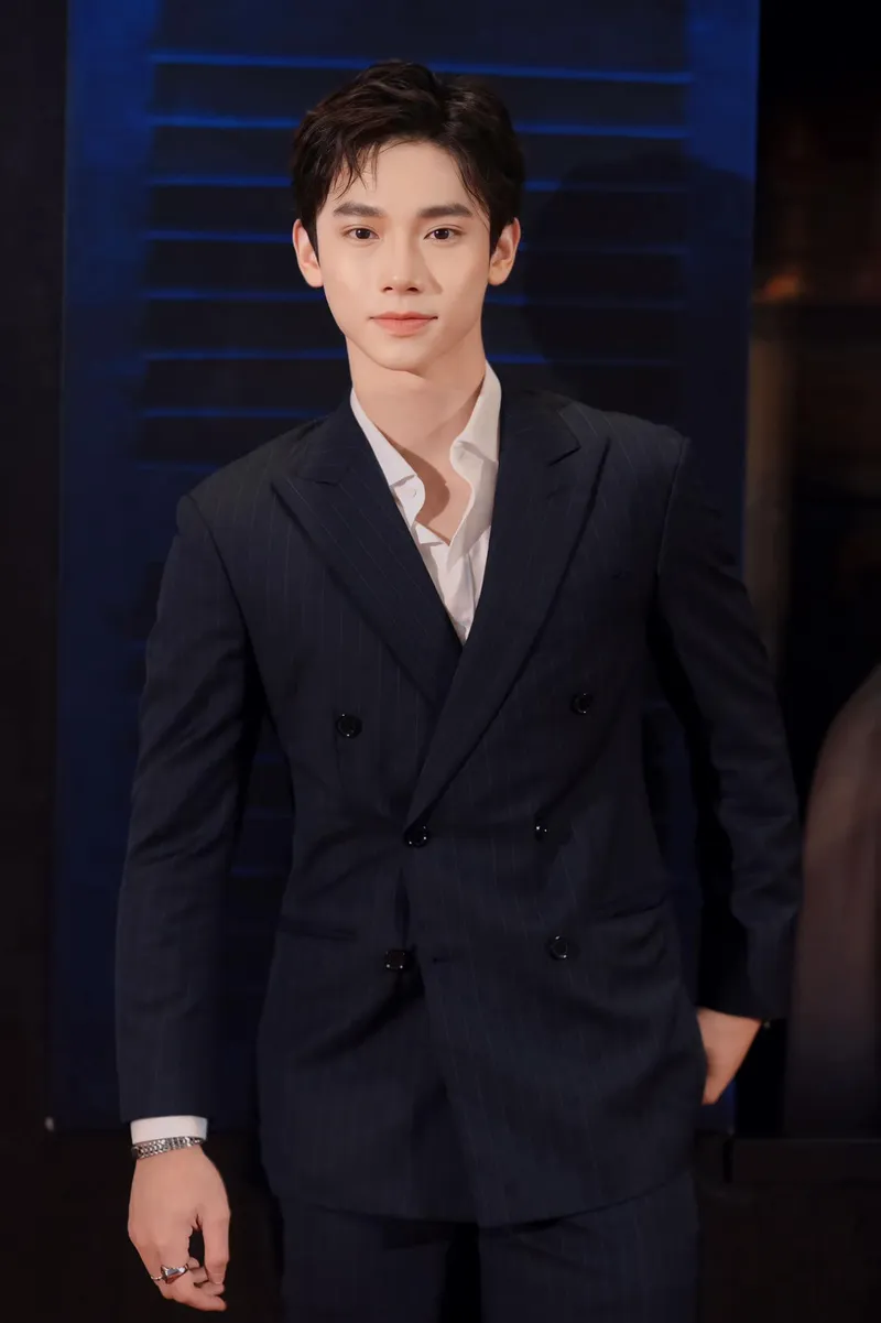 Người mẫu Dương Hoàng Hải và hình ảnh đời thường gần gũi Người mẫu Dương Hoàng Hải và hình ảnh đời thường gần gũi