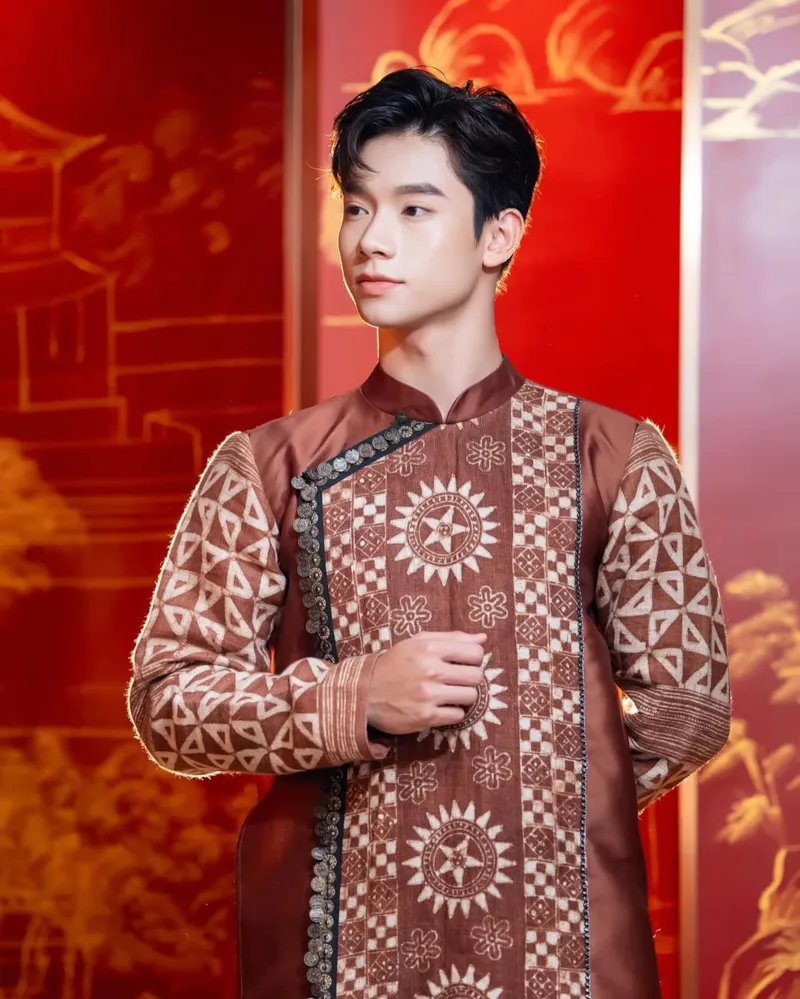 Người mẫu Dương Hoàng Hải phá cách với phong cách thời trang lạ Người mẫu Dương Hoàng Hải phá cách với phong cách thời trang lạ