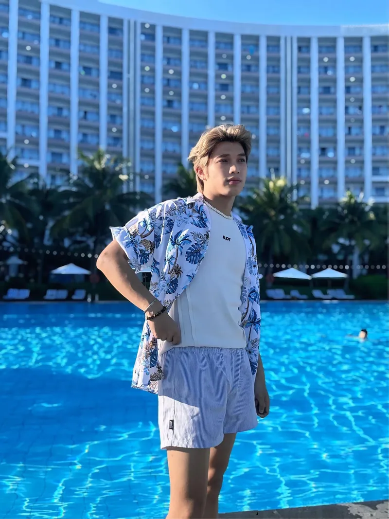 Chiêm ngưỡng vẻ đẹp nam tính của người mẫu Ngô Việt Hoàng Chiêm ngưỡng vẻ đẹp nam tính của người mẫu Ngô Việt Hoàng