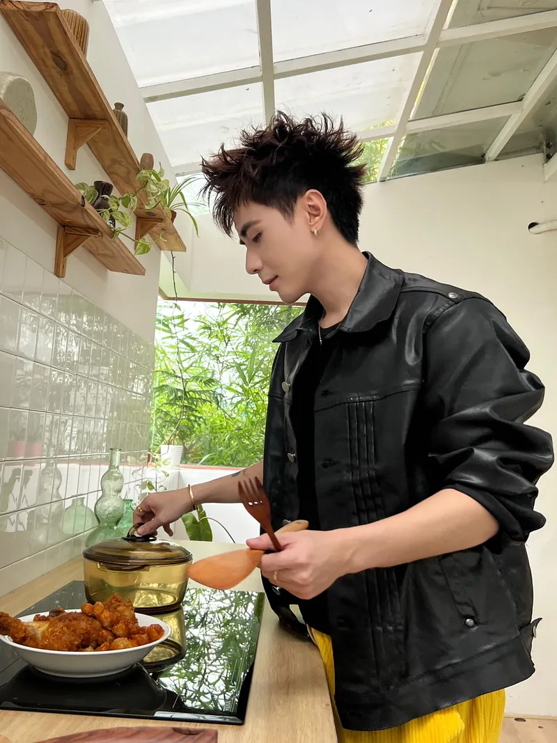 Khám phá ngay Quang Hùng MasterD playlist hot nhất Khám phá ngay Quang Hùng MasterD playlist hot nhất