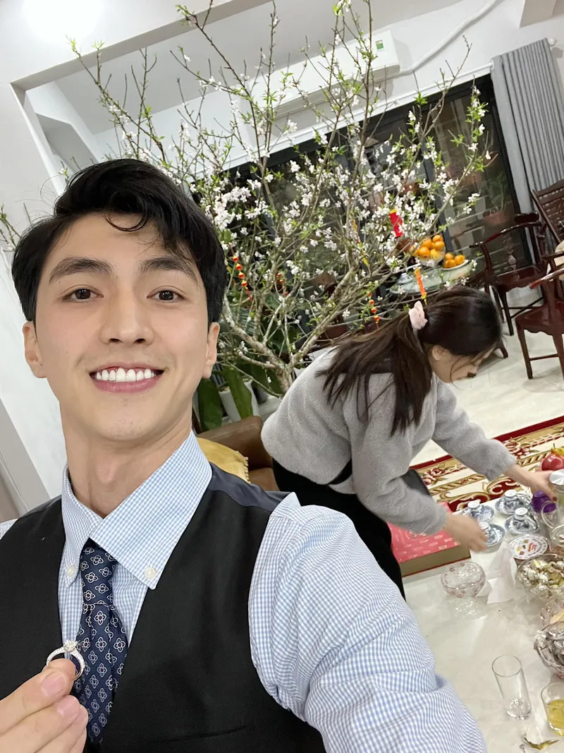 Khoảnh khắc hạnh phúc trong đám cưới diễn viên Bình An Khoảnh khắc hạnh phúc trong đám cưới diễn viên Bình An
