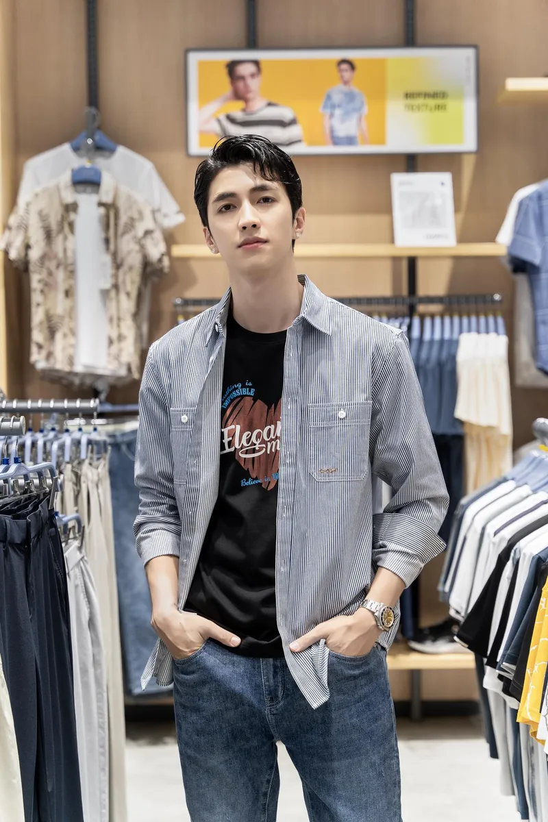 Tiết lộ hiếm hoi về bố mẹ diễn viên Bình An và gia đình Tiết lộ hiếm hoi về bố mẹ diễn viên Bình An và gia đình