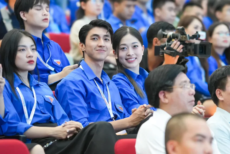 Thông tin về diễn viên Bình An bao nhiêu tuổi hiện tại Thông tin về diễn viên Bình An bao nhiêu tuổi hiện tại