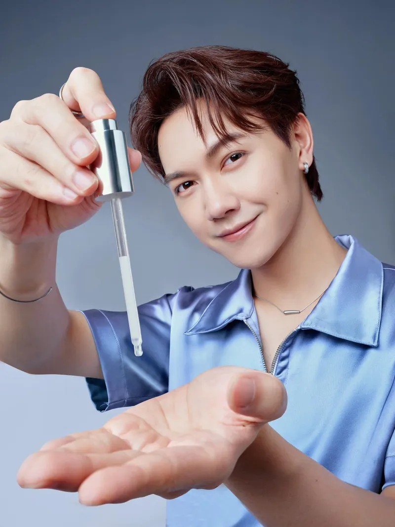 JSOL tên thật là Nguyễn Thái Sơn, chàng ca sĩ điển trai JSOL tên thật là Nguyễn Thái Sơn, chàng ca sĩ điển trai