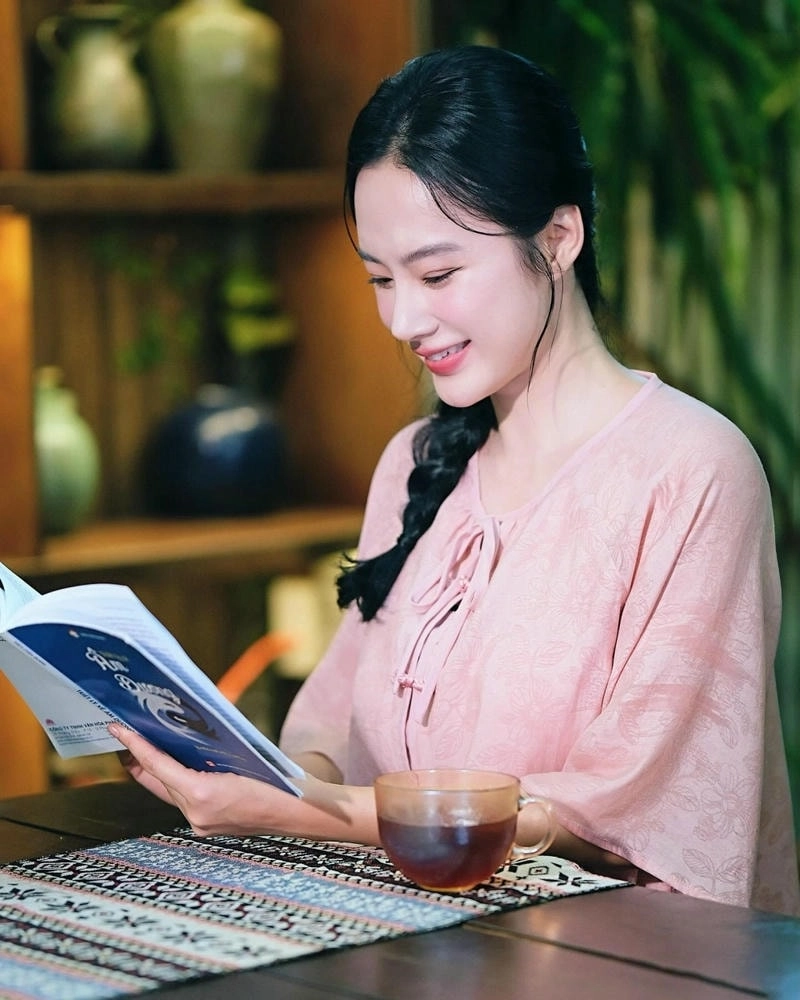 Sự thật sau các drama Phốt Angela Phương Trinh