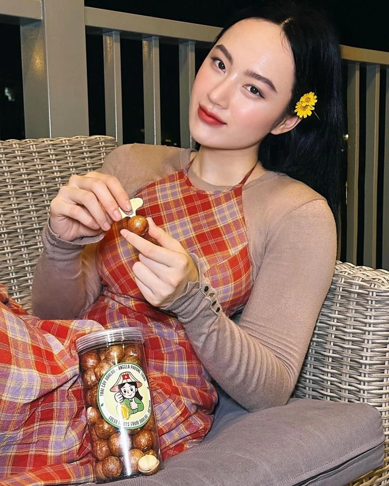 Giải đáp tình trạng hôn nhân Angela Phương Trinh Có Chồng Chưa