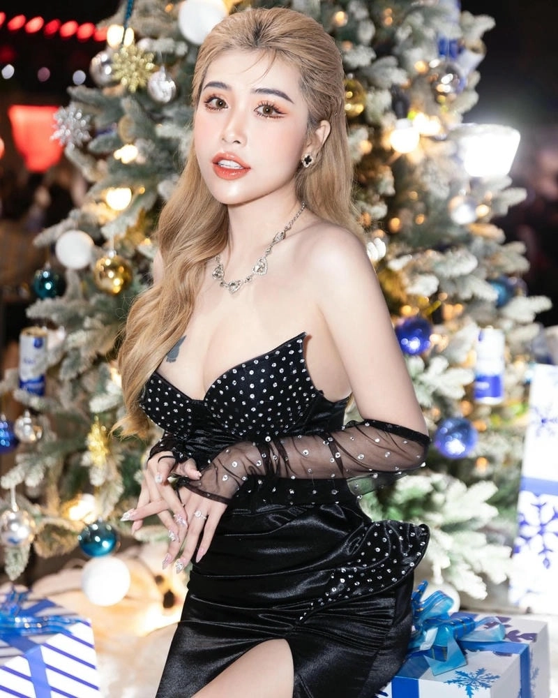 Thưởng thức chất giọng ngọt ngào của Bảo Trân hay hát