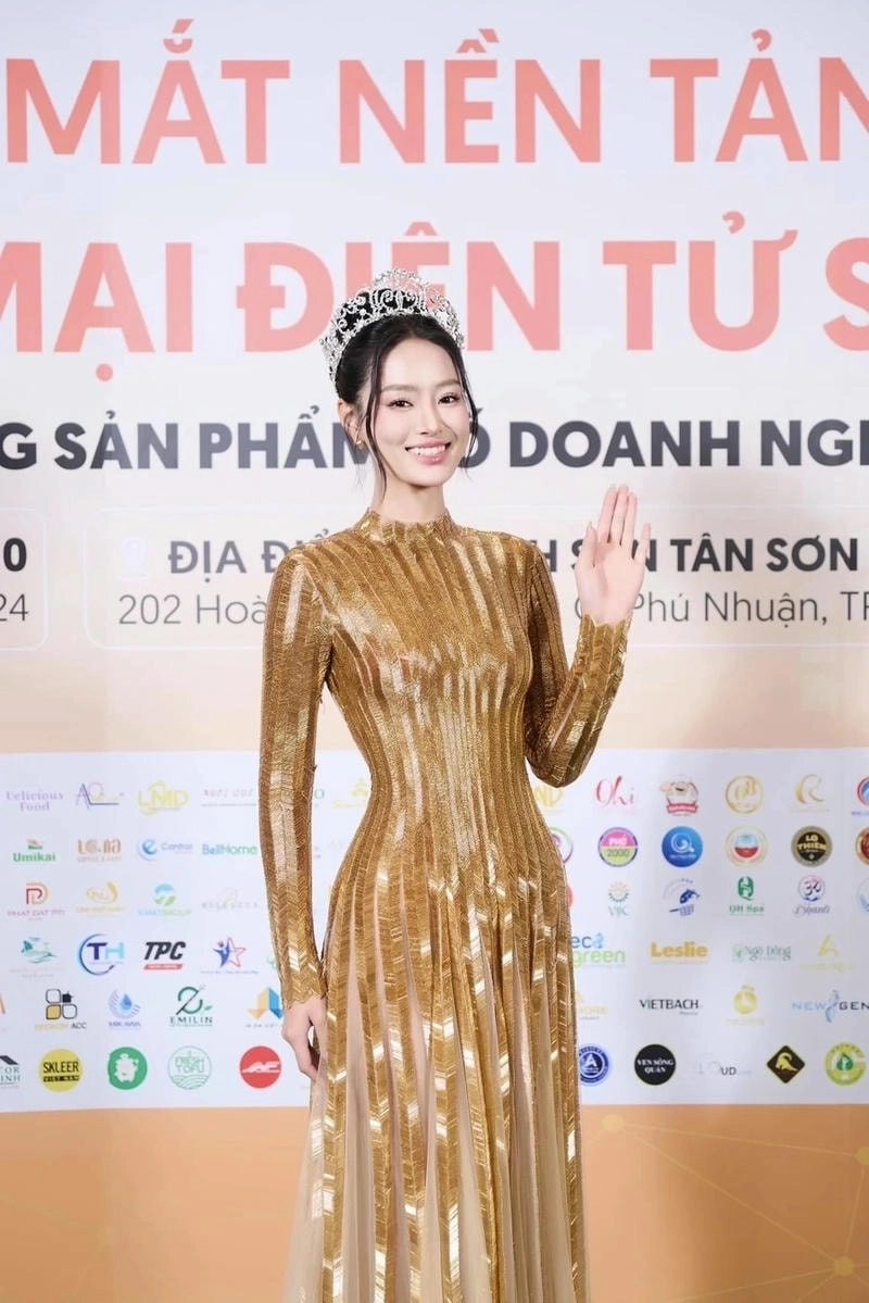 Sự chuẩn bị cho lần Bùi Khánh Linh thi mới