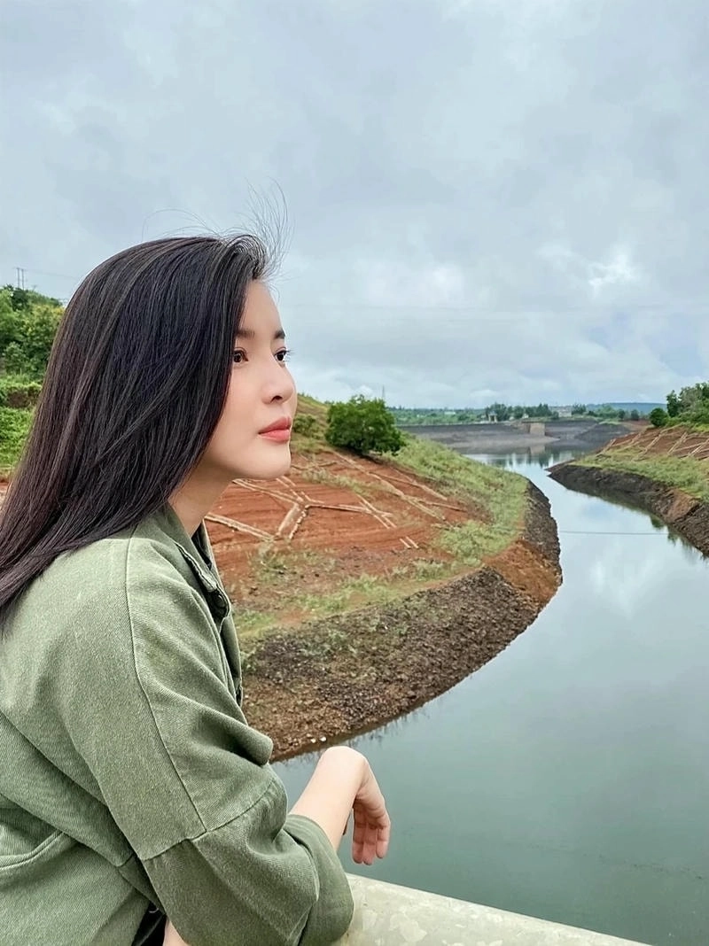 Cao Thái Hà sinh năm bao nhiêu khiến fan tò mò