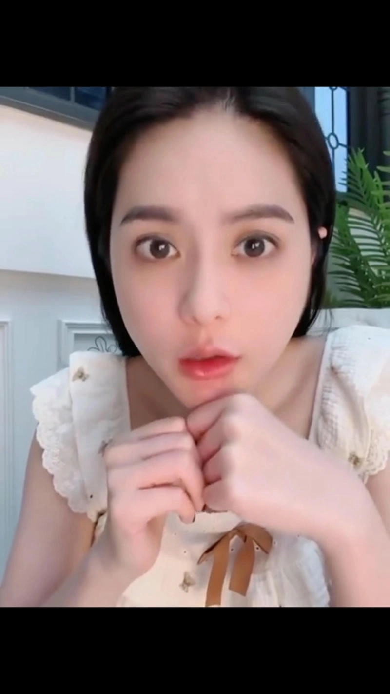 Phát ngôn gây sốc Đoàn Di Băng tuyên bố phá sản