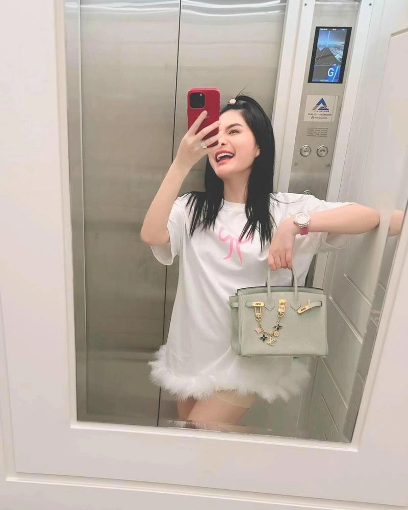 Câu hỏi gây tò mò Đoàn Di Băng làm gì mà giàu