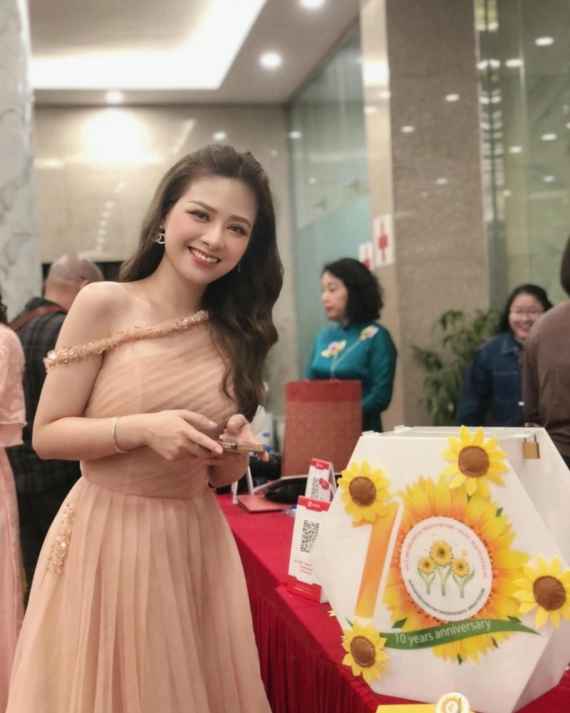 Album Dương Hoàng Yến tập hợp những ca khúc nổi bật