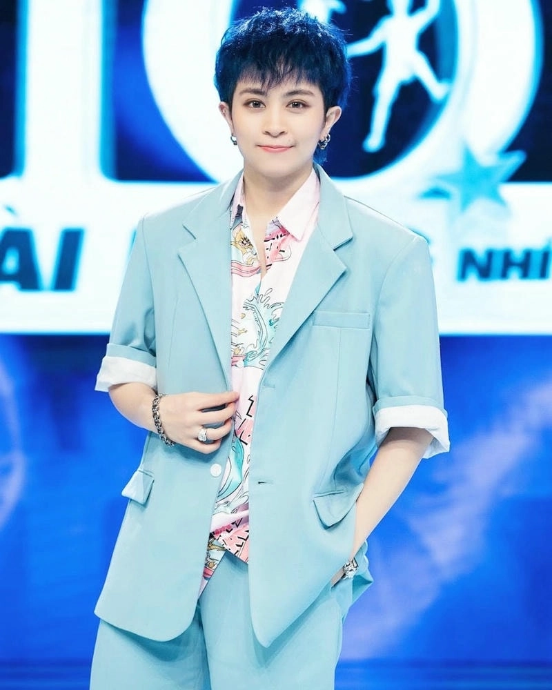 Chiều cao thật sự của Chiều cao Gil Lê là bao nhiêu