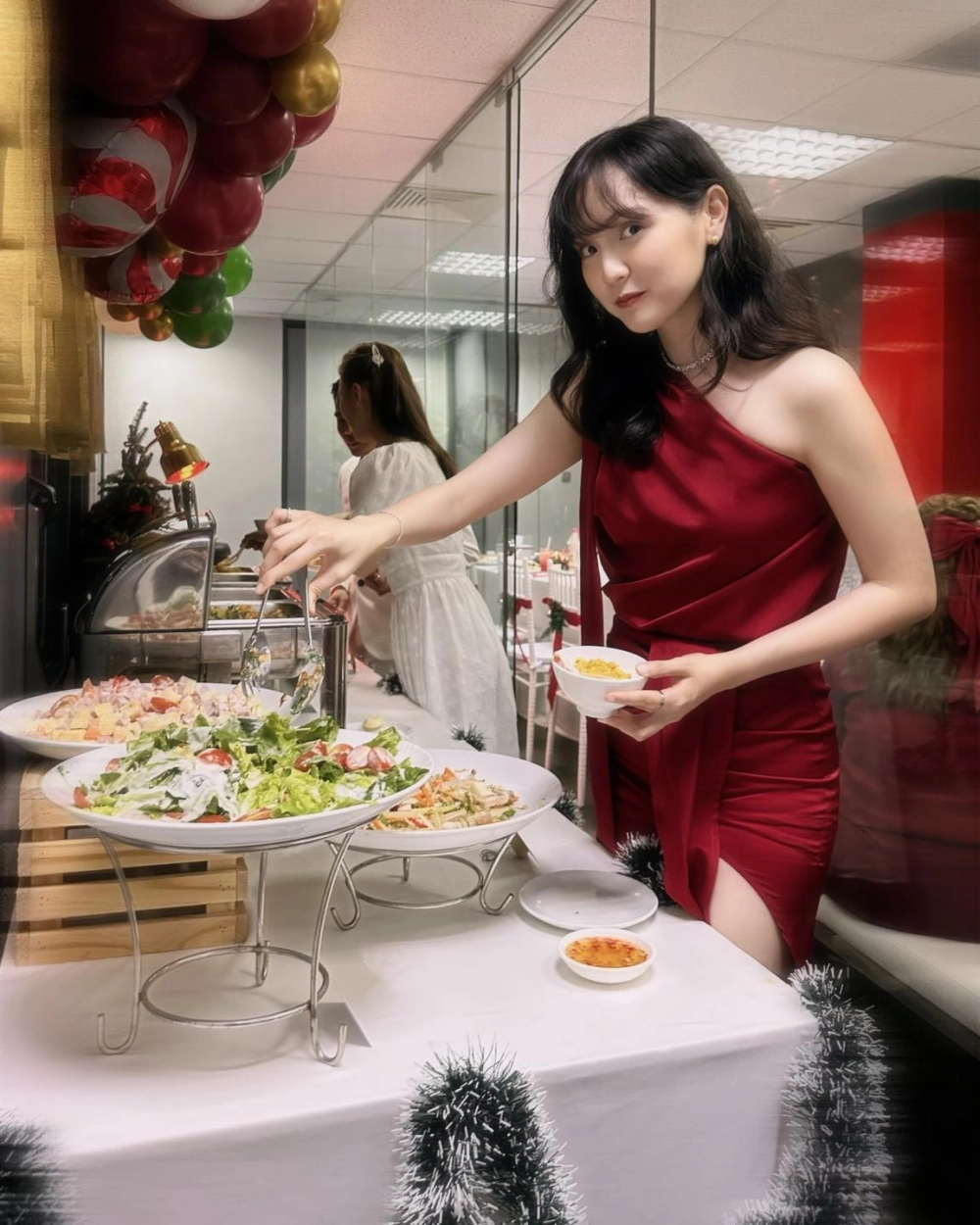 Nhan sắc tuổi trăng tròn Hải Tú 18